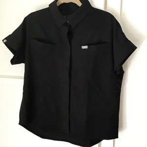 FIGS scrub top M womens